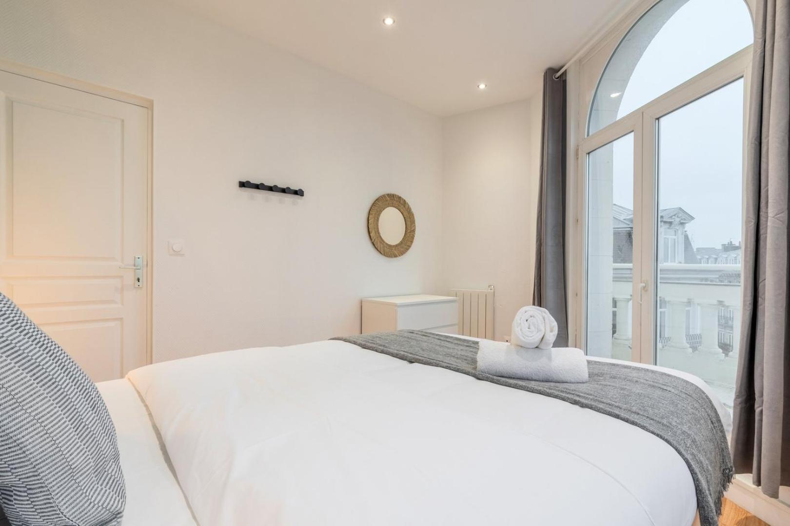 Apartment For 4 In Front Of Lille Flandres Station Exterior foto