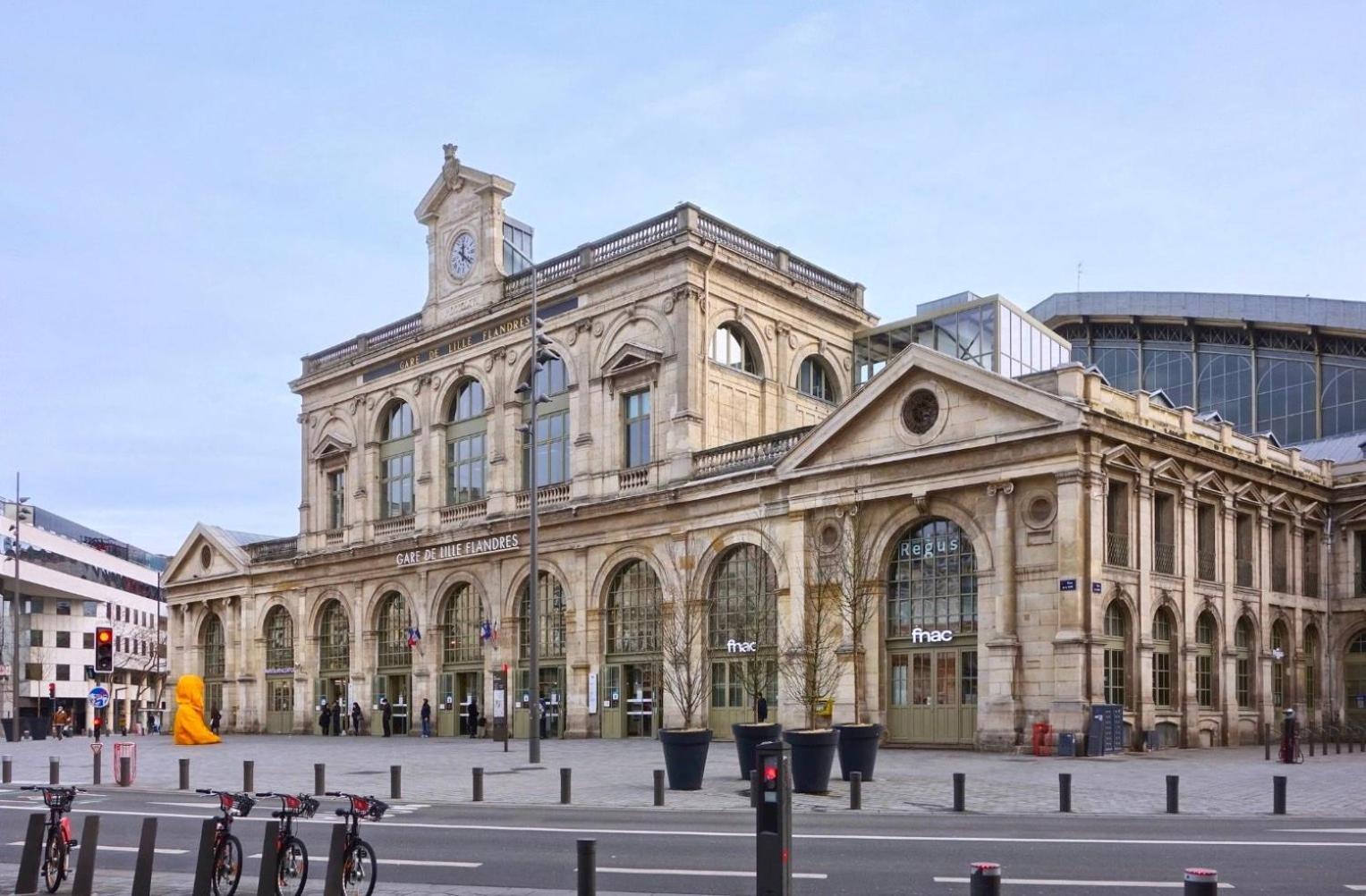 Apartment For 4 In Front Of Lille Flandres Station Exterior foto
