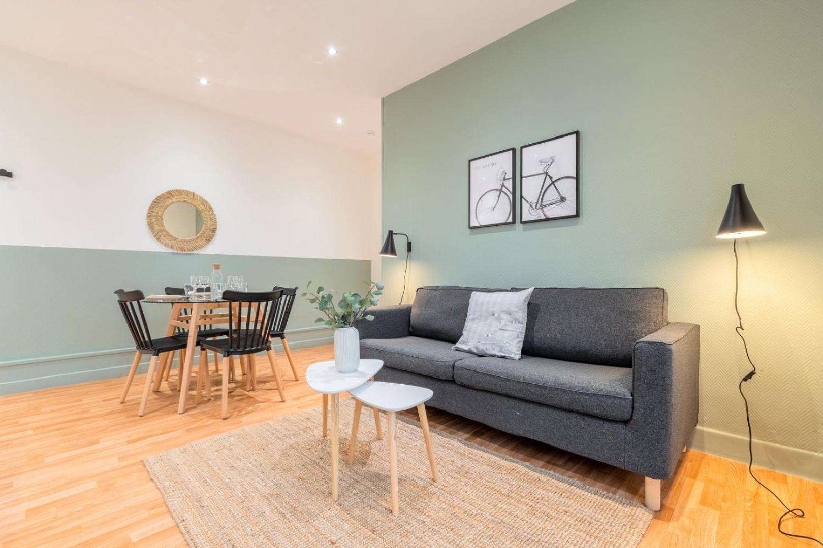 Apartment For 4 In Front Of Lille Flandres Station Exterior foto
